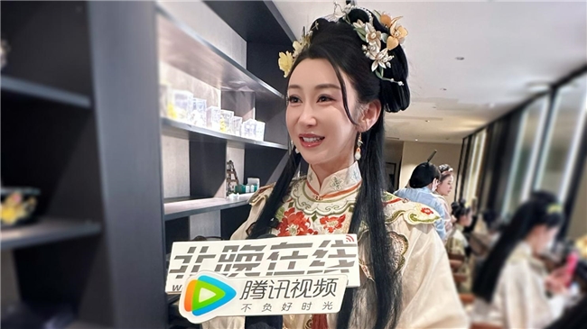 北京首家红楼梦主题沉浸式餐秀「宴外宴」盛大开园:入梦红楼,不负初见,引领餐饮文化新势能!(图9) 北京首家红楼梦主题沉浸式餐秀「宴外宴」盛大开园:入梦红楼,不负初见,引领餐饮文化新势能!(图9)