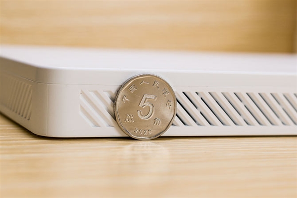 中兴晴天墙面路由器上手：新一代WiFi 6穿墙神器(图5)