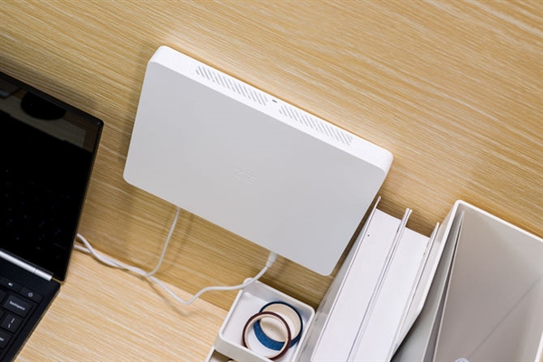 中兴晴天墙面路由器上手：新一代WiFi 6穿墙神器(图10)