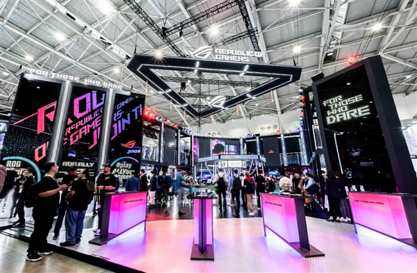巅峰来袭 打破桎梏！Computex 2023华硕全新“无线”整机方案与旗舰显卡亮相(图1)