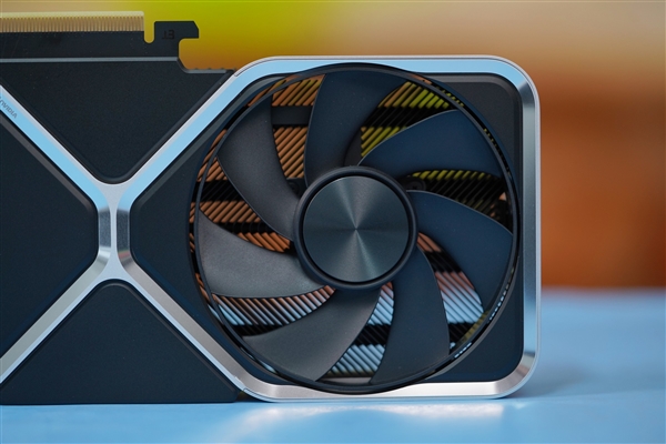 3199元游戏新神器!RTX 4060 Ti图赏(图12) 3199元游戏新神器!RTX 4060 Ti图赏(图12)