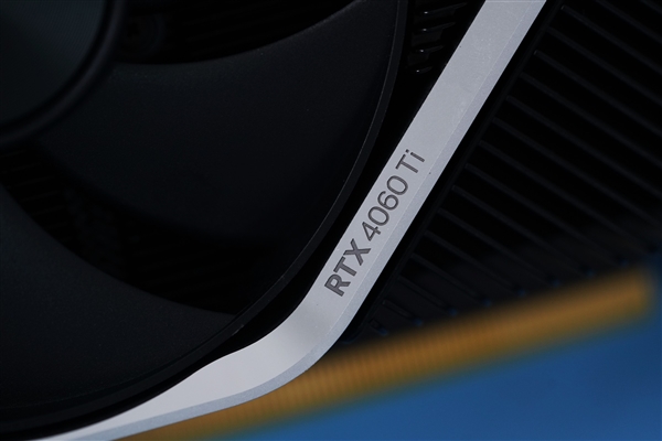 3199元游戏新神器!RTX 4060 Ti图赏(图15) 3199元游戏新神器!RTX 4060 Ti图赏(图15)